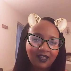 Meet your Posher, Nikki